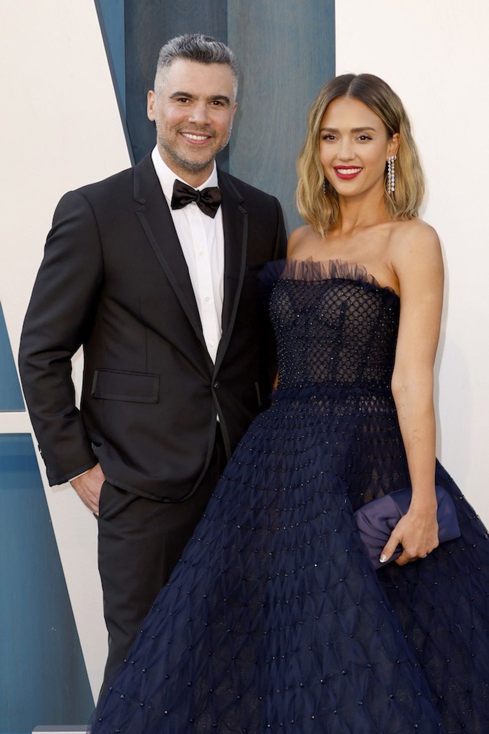 Jessica Alba Just Filed For Divorce From Cash Warren, Ending Their 16-Year  Marriage, image size:768x1151