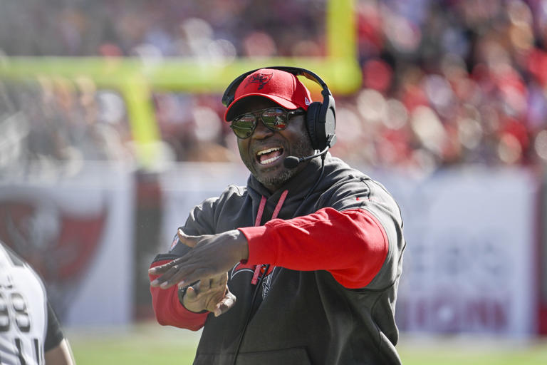 Tampa Bay Buccaneers head coach Todd Bowles calls out from the bench during the first half of an NFL football game against the New Orleans Saints Sunday, Jan. 5, 2025, in Tampa, Fla. (AP Photo/Jason Behnken)