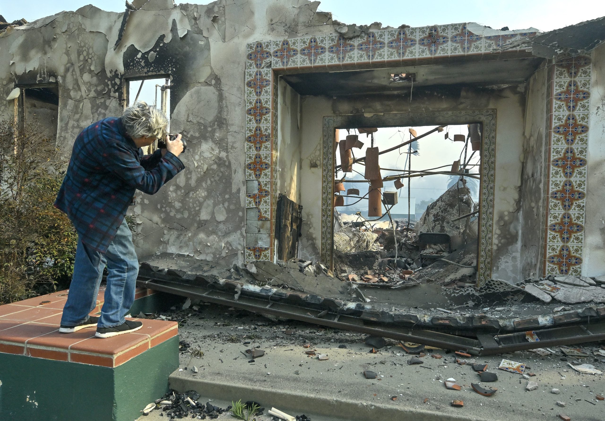 Palisades Fire causes significant damage to 3 Los Angelesarea schools
