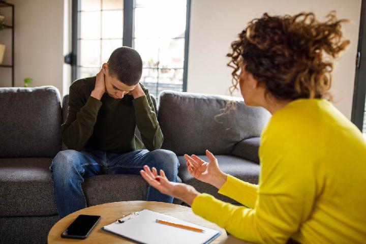 Blind Spot: Pengertian, Penyebab, Dan Cara Mengatasinya – Silent Hazards That Shape Our Everyday