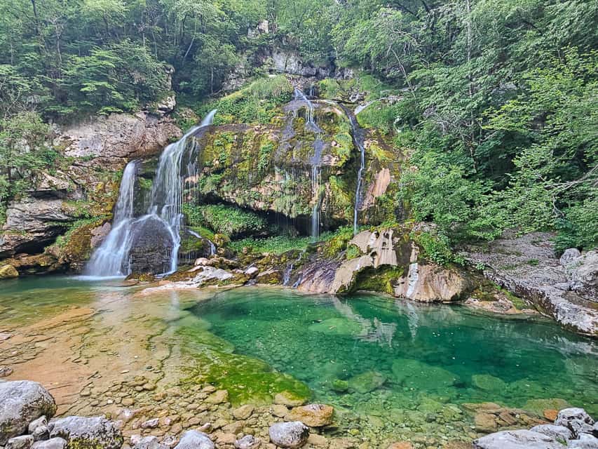 12-breathtaking-waterfalls-in-slovenia-that-will-put-this-country-on