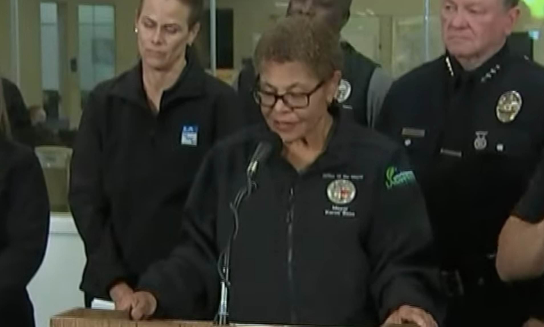 LA Mayor Karen Bass' outrageous claim about water supplies during fire