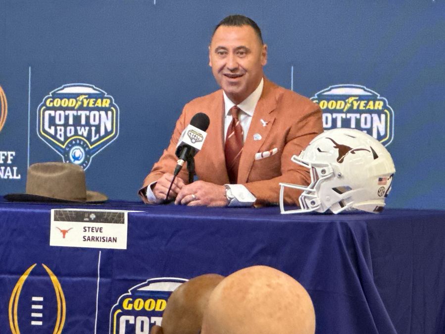 Rematch of CFP semifinals at Cotton Bowl Classic opens 2025 season