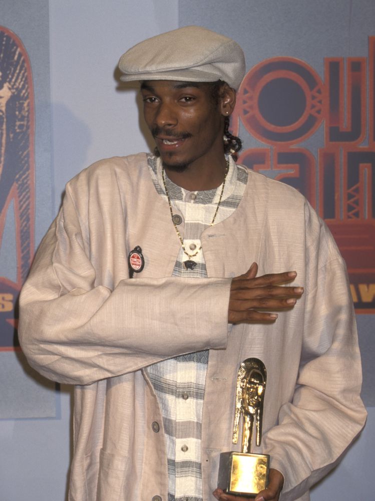 1990s Hip-Hop Fashion: A Look Back At What Your Favorite Rappers Wore ...