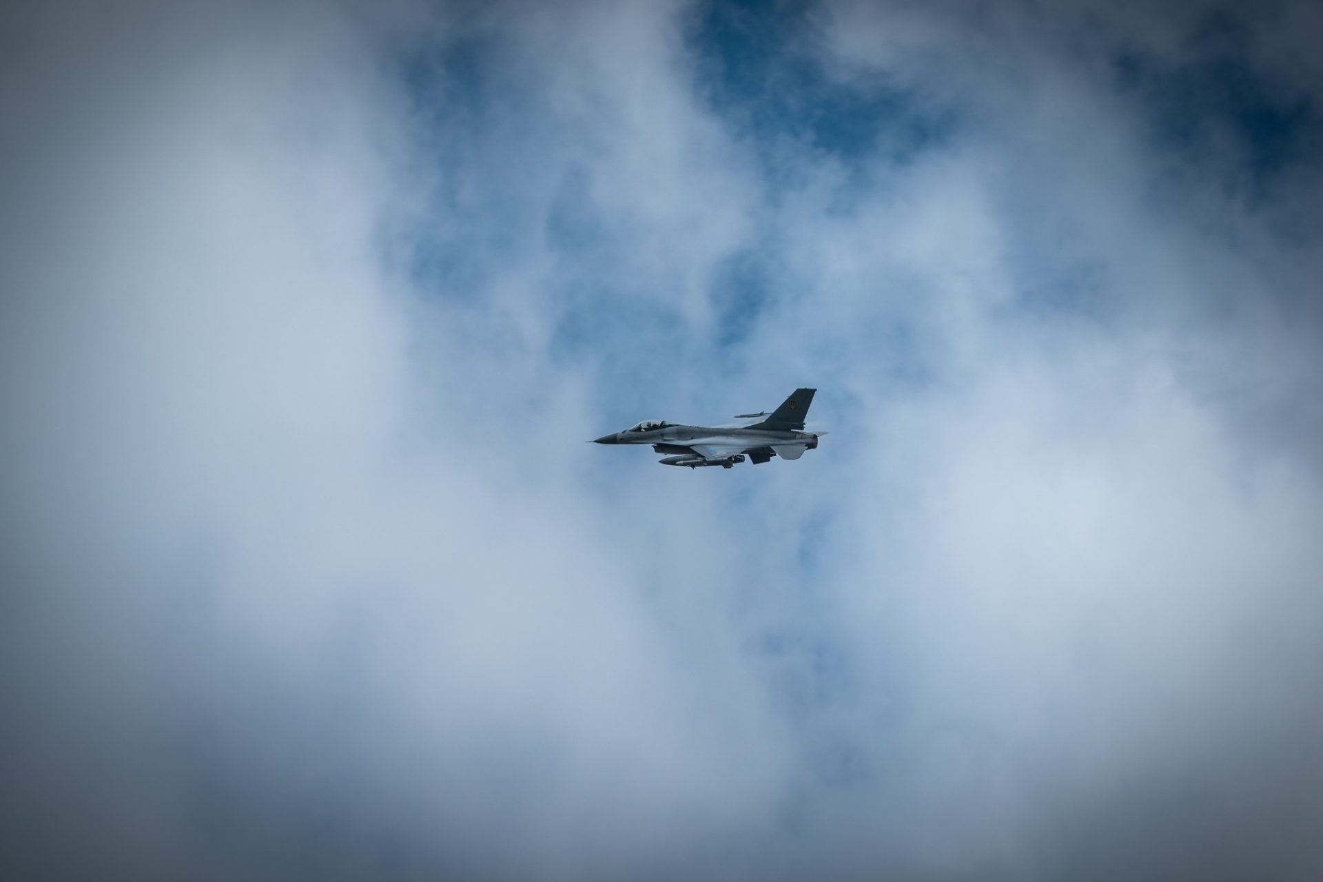 Historic Win: a Ukrainian F-16 pilot won a record-breaking victory ...