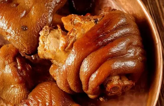 不管卤什么肉，只要放4克它，卤肉出锅肥而不腻，香浓入味