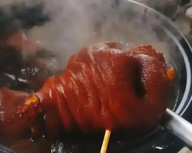 不管卤什么肉，只要放4克它，卤肉出锅肥而不腻，香浓入味