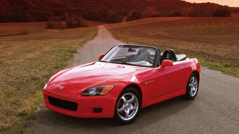 1999–2003 Honda S2000 Front Angle View