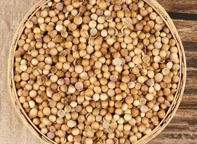 不管卤什么肉，只要放4克它，卤肉出锅肥而不腻，香浓入味