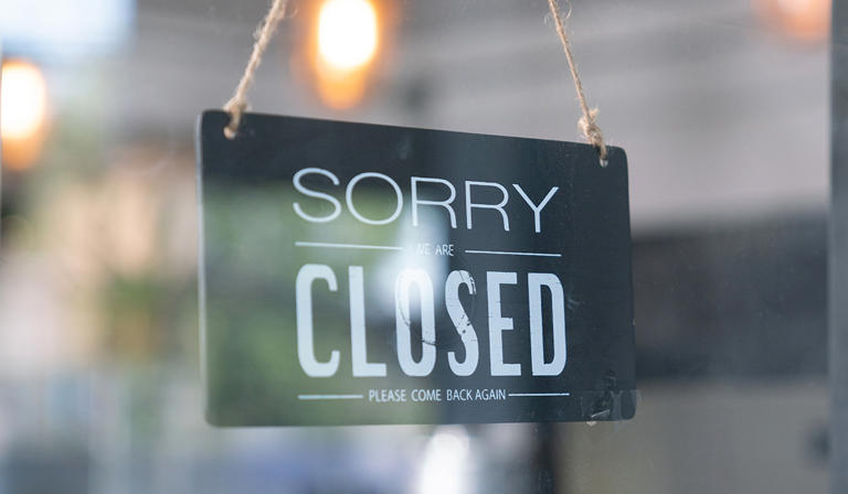 Closure order served on well-known local restaurant/café