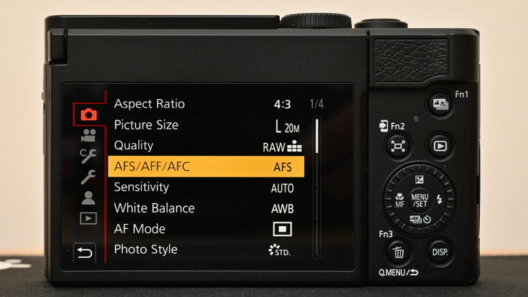 Panasonic Lumix TZ99 / ZS99 review: a pocket-sized point-and-shoot