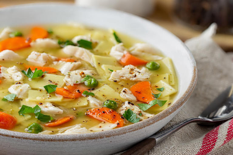 Walmart recalls 12 000 cartons of chicken broth