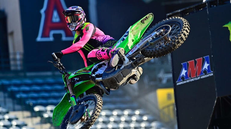 Jorge Prado, con la Kawasaki en el SX de Anaheim 1.