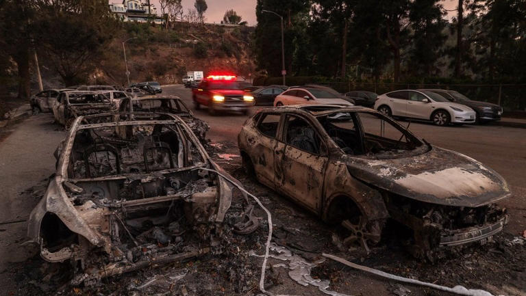 Daftar Rumah Artis yang Terbakar di Los Angeles dan Dampaknya