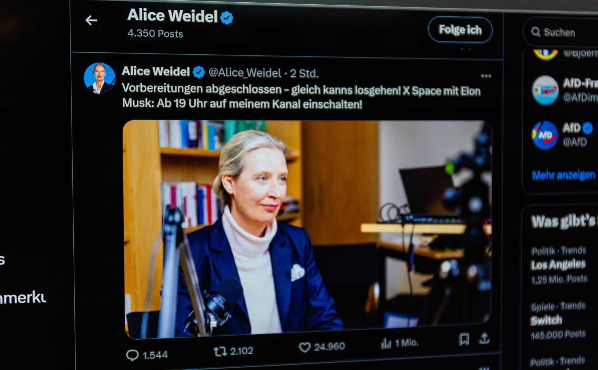 Fühlen sich online nicht angesprochen: Junge Menschen empfinden Politik ...