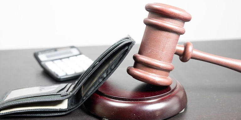 Liquiditätsprobleme: Pleite Hammer! Diese Metallbau Firma Meldet Insolvenz An! - rpn0d8e