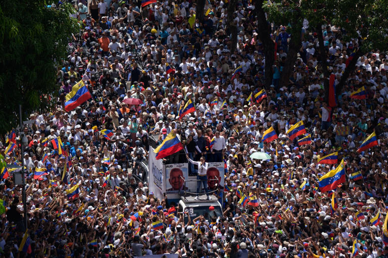 Venezuela Opposition Calls Protests As US Backs Transition