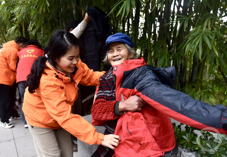  �����ϡ���270�� | ����������Ӱ������Ʒչ�����ƺ���Ʒ 