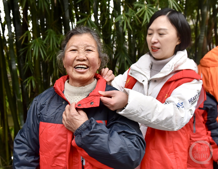 �����ϡ���270�� | ����������Ӱ������Ʒչ�����ƺ���Ʒ