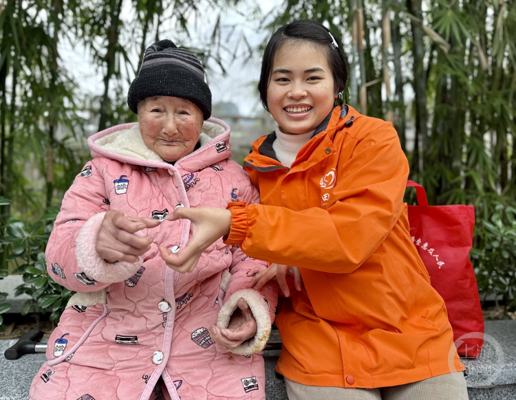 �����ϡ���270�� | ����������Ӱ������Ʒչ�����ƺ���Ʒ