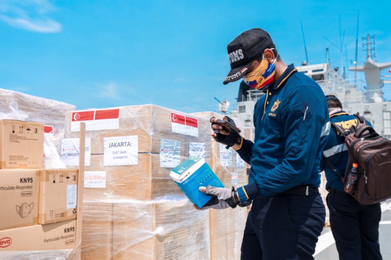 Bea Cukai Gagalkan Impor Pakaian Ilegal ke Jakarta, Ini Modusnya