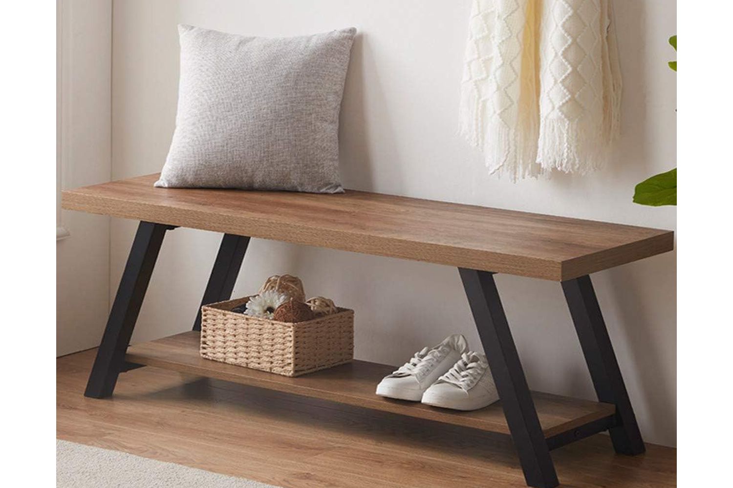 14 designer-approved decor pieces from Amazon to add to your entryway