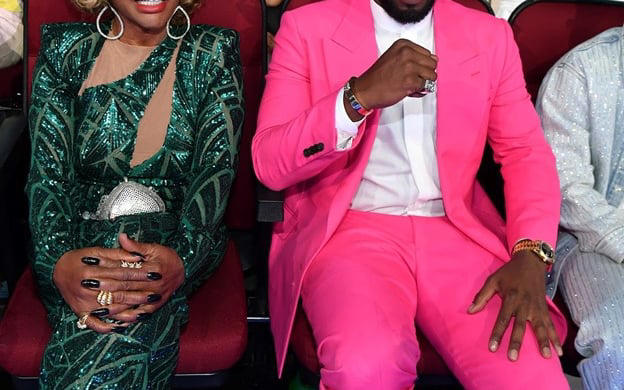 Combs and his mother, Janice, at the 2022 BET Awards (Supplied)