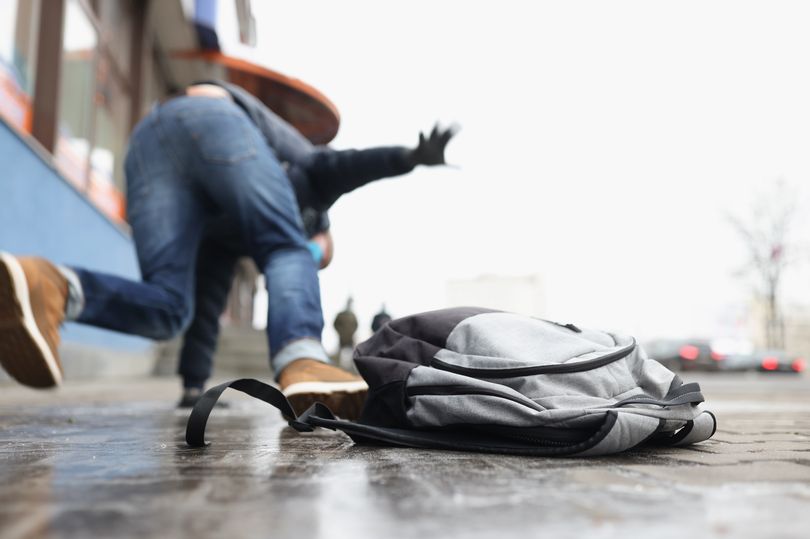 How to avoid slipping on snow and ice by placing one household item ...