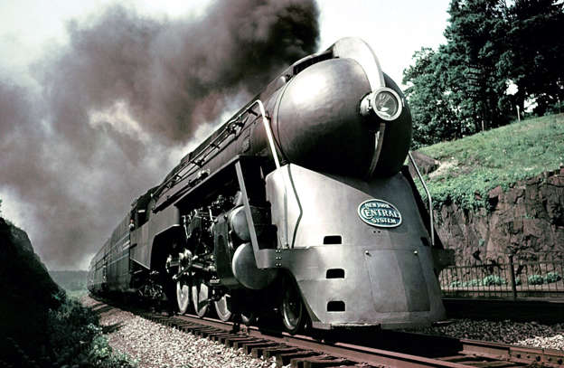 Dia 8 van 10: Advertised as "The Most Famous Train in the World", 20th Century Limited was an express passenger train.