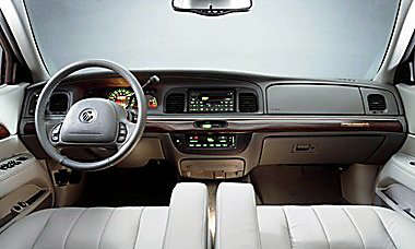 Research 2004
                  MERCURY Grand Marquis pictures, prices and reviews