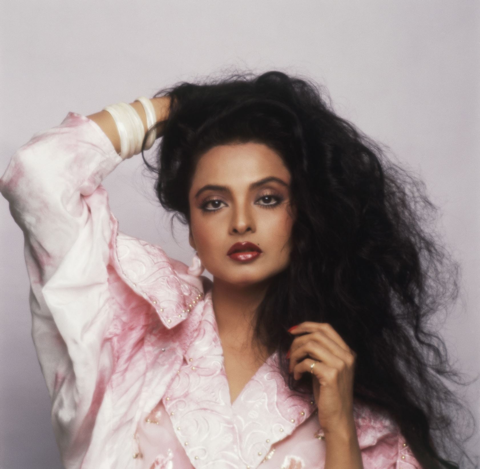 Rekha Turns 64 Here Are Some Interesting Facts About The Diva