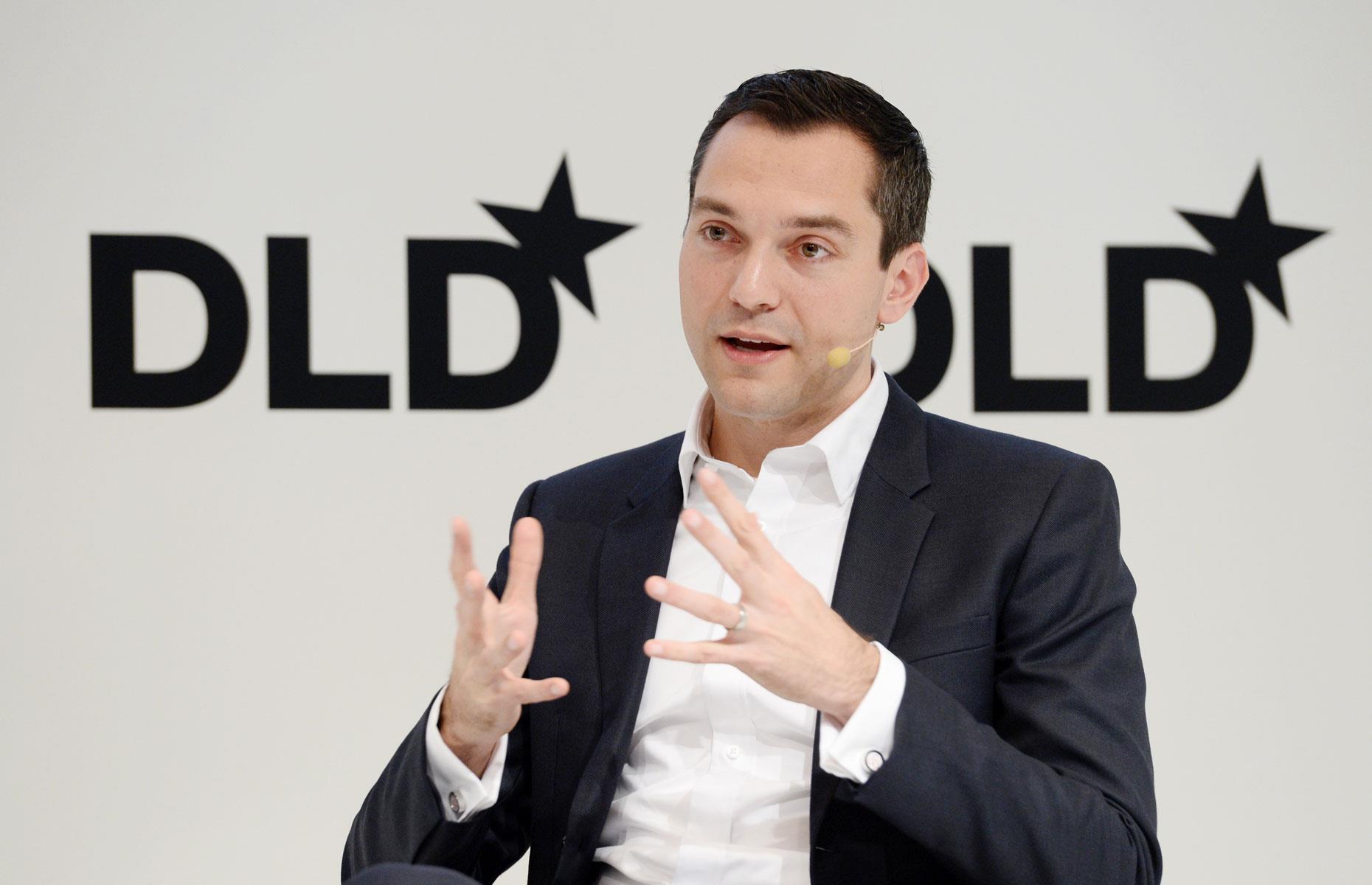 Diapositiva 3 de 31: IT pro Nathan Blecharczyk teamed up with Gebbia and Chesky in 2008, and was charged with coding the original Airbnb website. The rest is of course history. Along with his Airbnb co-founders, Blecharczyk has signed up to The Giving Pledge, vowing to donate the bulk of his fortune to good causes.
