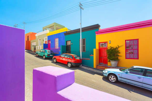 ÎÎ¹Î±ÏÎ¬Î½ÎµÎ¹Î± 3 Î±ÏÏ 20: Traditional colorful houses in Bo-Kaap - Malay Quarer in Cape Town, South Africa.