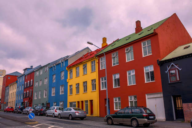 ÎÎ¹Î±ÏÎ¬Î½ÎµÎ¹Î± 14 Î±ÏÏ 20: We see a Scandinavian houses and buildings in Reykjavik, Iceland, some interesting buildings from downtown Reykjavik.