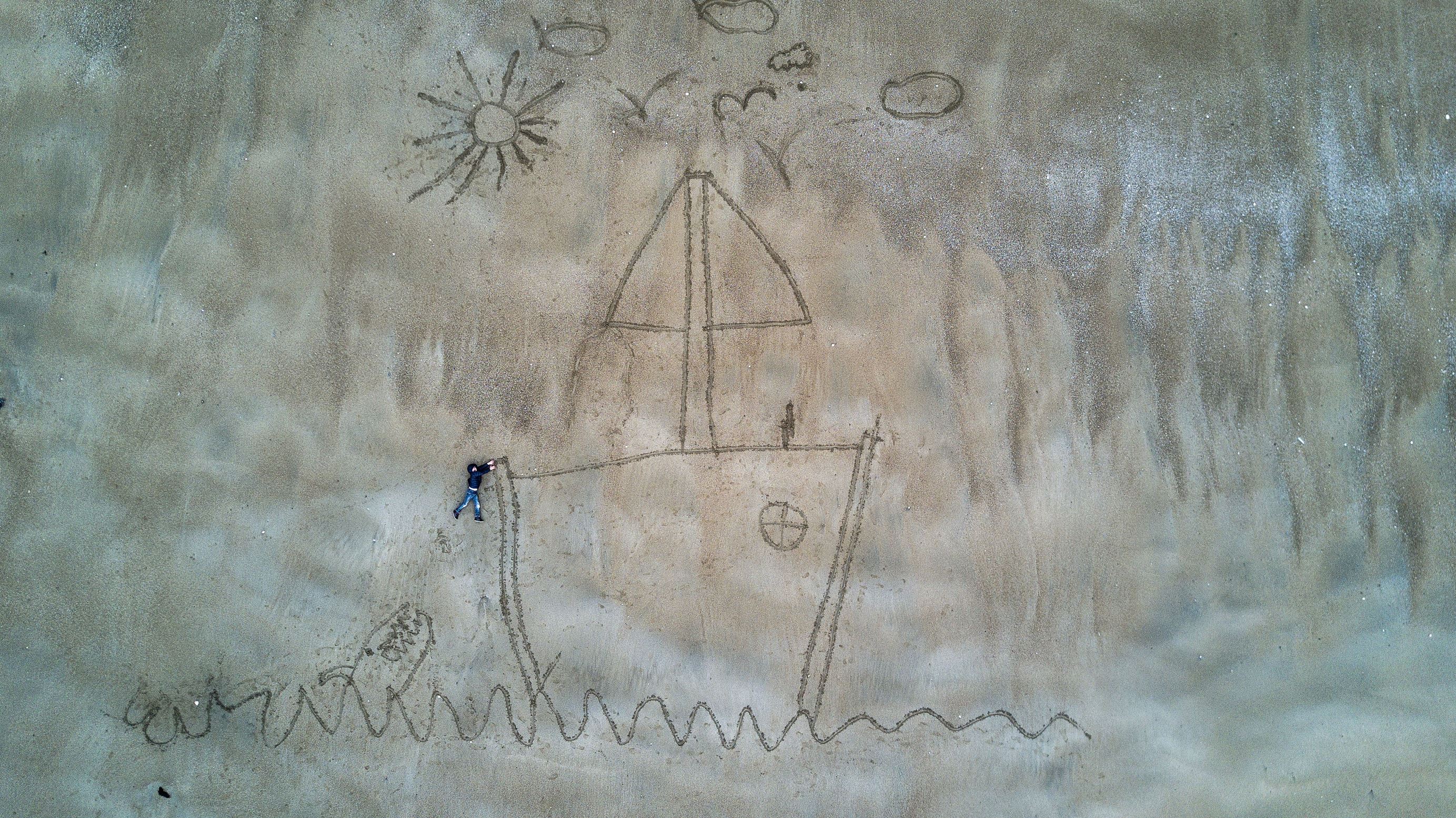 13/23 SLIDES © Ugo le marin By rga 