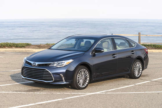 Research 2018
                  TOYOTA Avalon pictures, prices and reviews