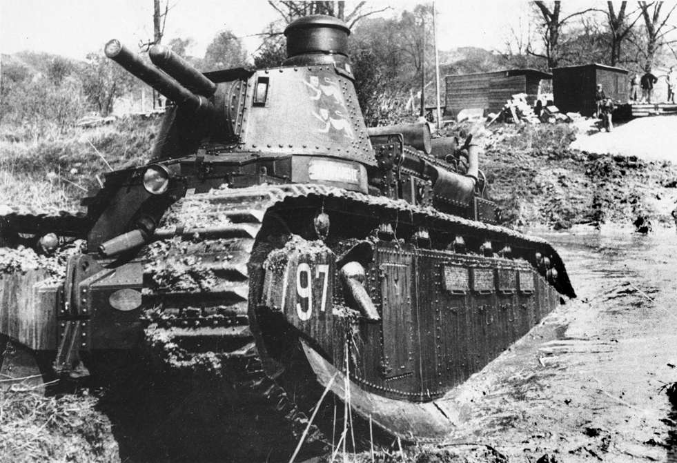 Slide 66 de 100: This is the French "Normandy" tank, one of the heavier models developed by France at the beginning of World War II, shown fording a stream in a combat area, Jan. 1940.