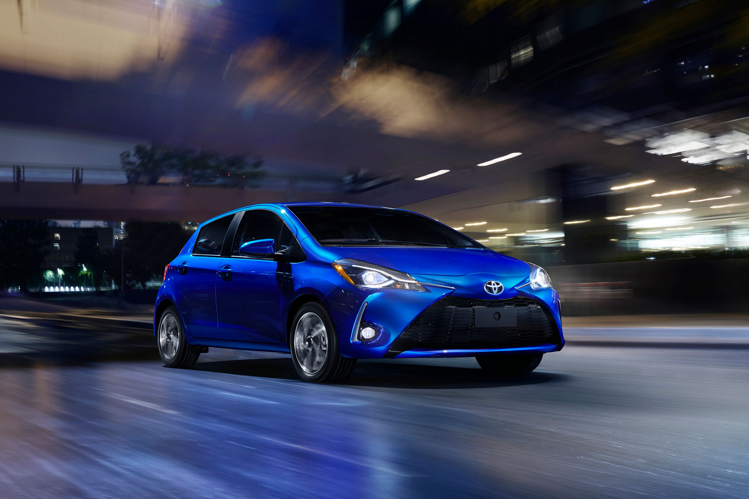 2018 Toyota Yaris SE 5-DOOR Liftback...