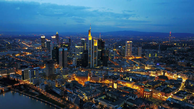 ÎÎ¹Î±ÏÎ¬Î½ÎµÎ¹Î± 92 Î±ÏÏ 100: Frankfurt/Main Skyline