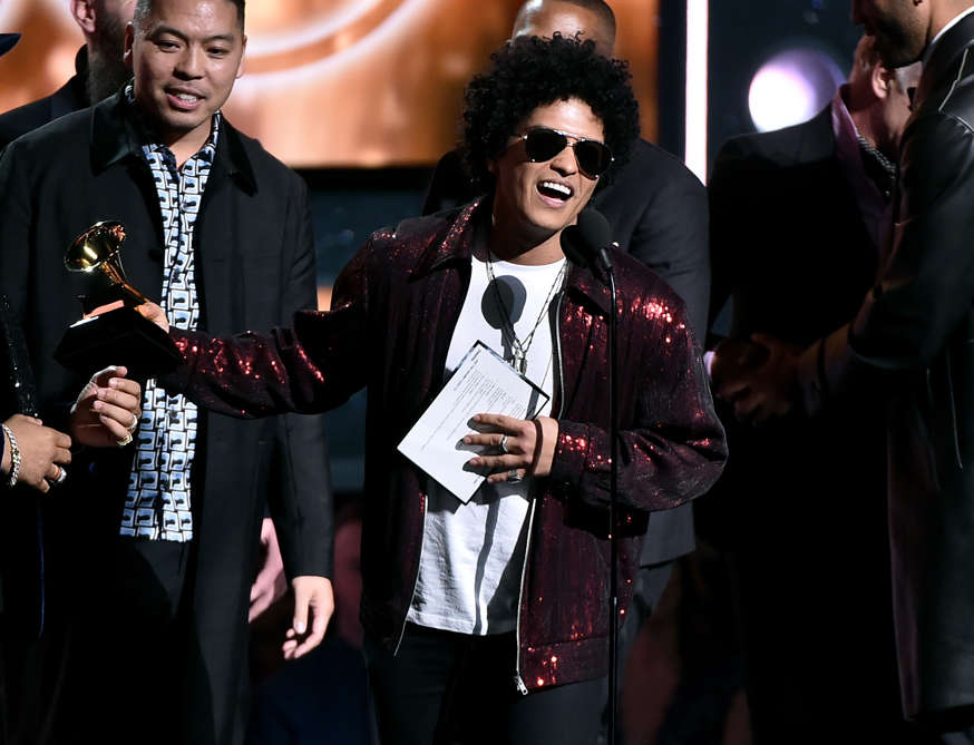 NEW YORK, NY - JANUARY 28: Recording artist Bruno Mars accepts the Song Of The Year award for 'That's What I Like'onstage during the 60th Annual GRAMMY Awards at Madison Square Garden on January 28, 2018 in New York City. (Photo by Theo Wargo/WireImage)