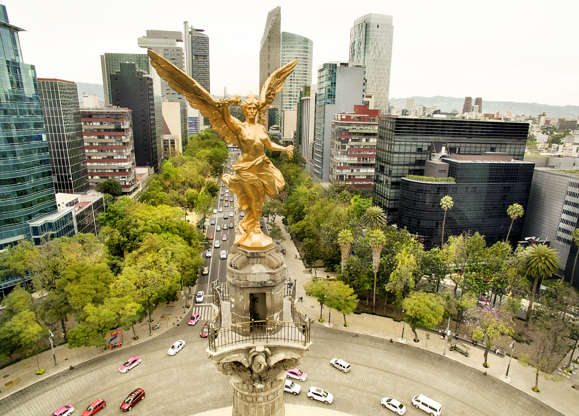ÎÎ¹Î±ÏÎ¬Î½ÎµÎ¹Î± 29 Î±ÏÏ 51: Aerial view of Angel of Independence, Mexico City