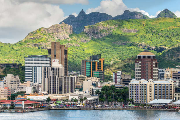 ÎÎ¹Î±ÏÎ¬Î½ÎµÎ¹Î± 21 Î±ÏÏ 51: Port Louis, Mauritius - December 12, 2015: Port Louis cityscape, Mauritius. The city is the country's economic, cultural, political centre and most populous city.