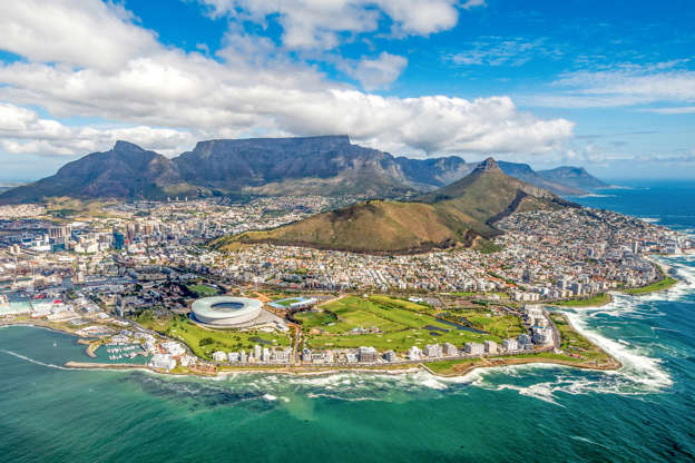 ÎÎ¹Î±ÏÎ¬Î½ÎµÎ¹Î± 4 Î±ÏÏ 51: Cape Town and the 12 Apostels from above in South Africa