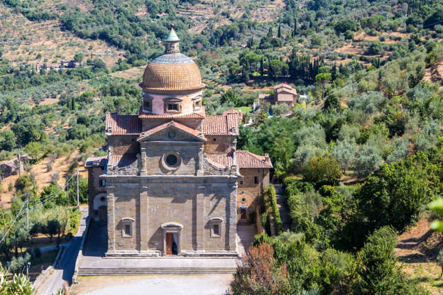 ÎÎ¹Î±ÏÎ¬Î½ÎµÎ¹Î± 12 Î±ÏÏ 28: CAPTION: Santa Maria Nuova Church in Cortona ,Tuscany, our ladyItaly