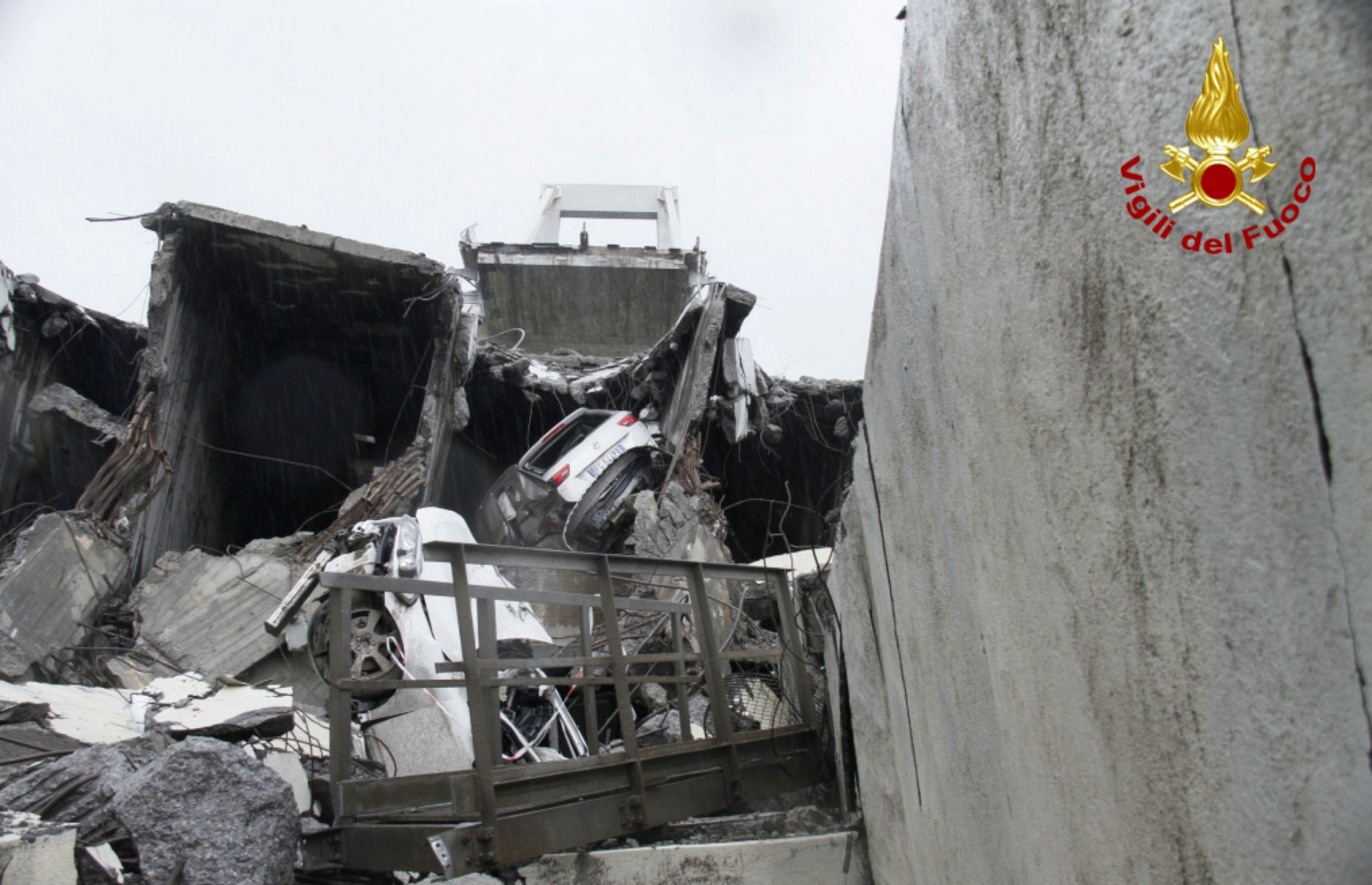 Slide 16 de 20: Reuters