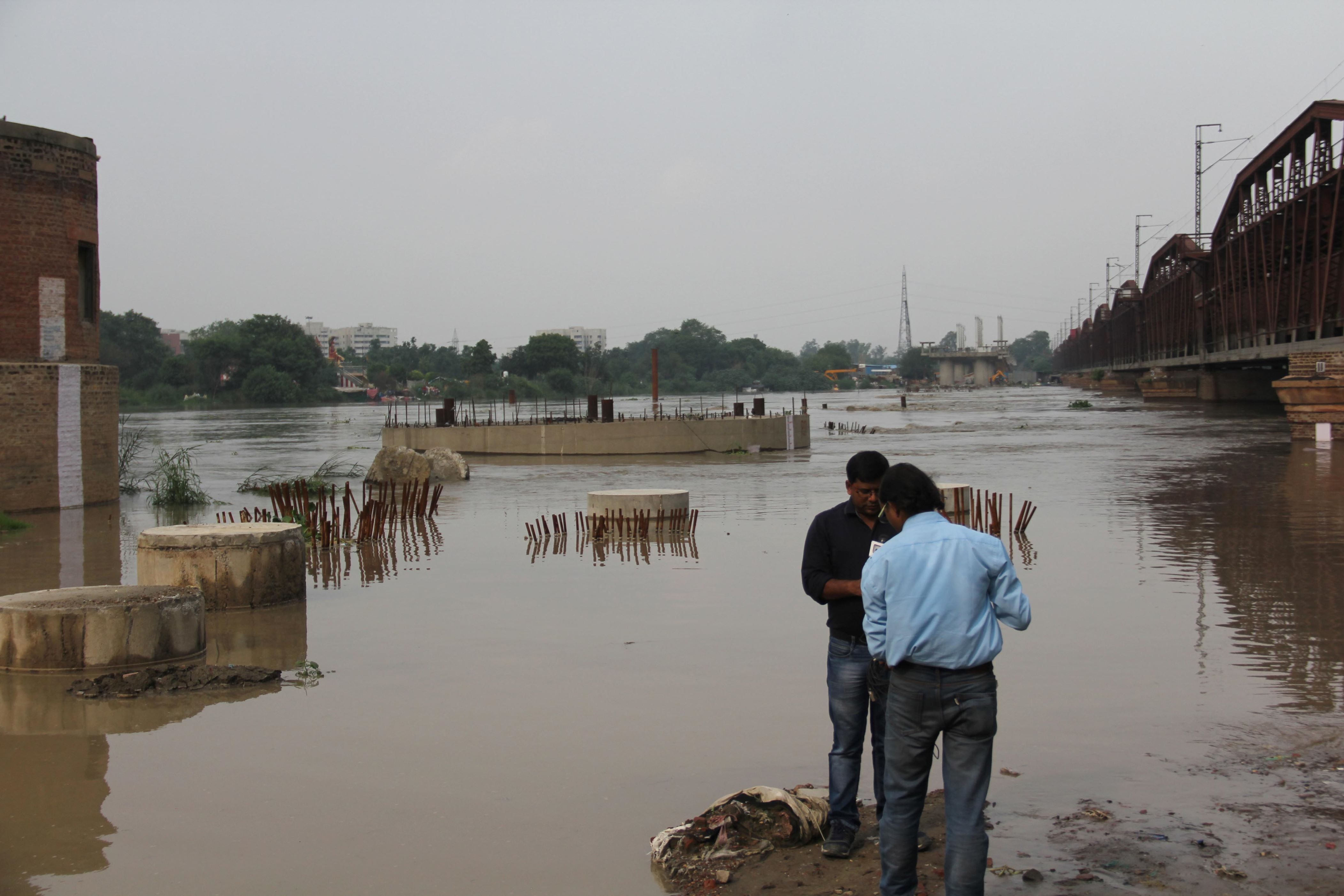 Railways cancels 27 trains due to closure of Yamuna bridge