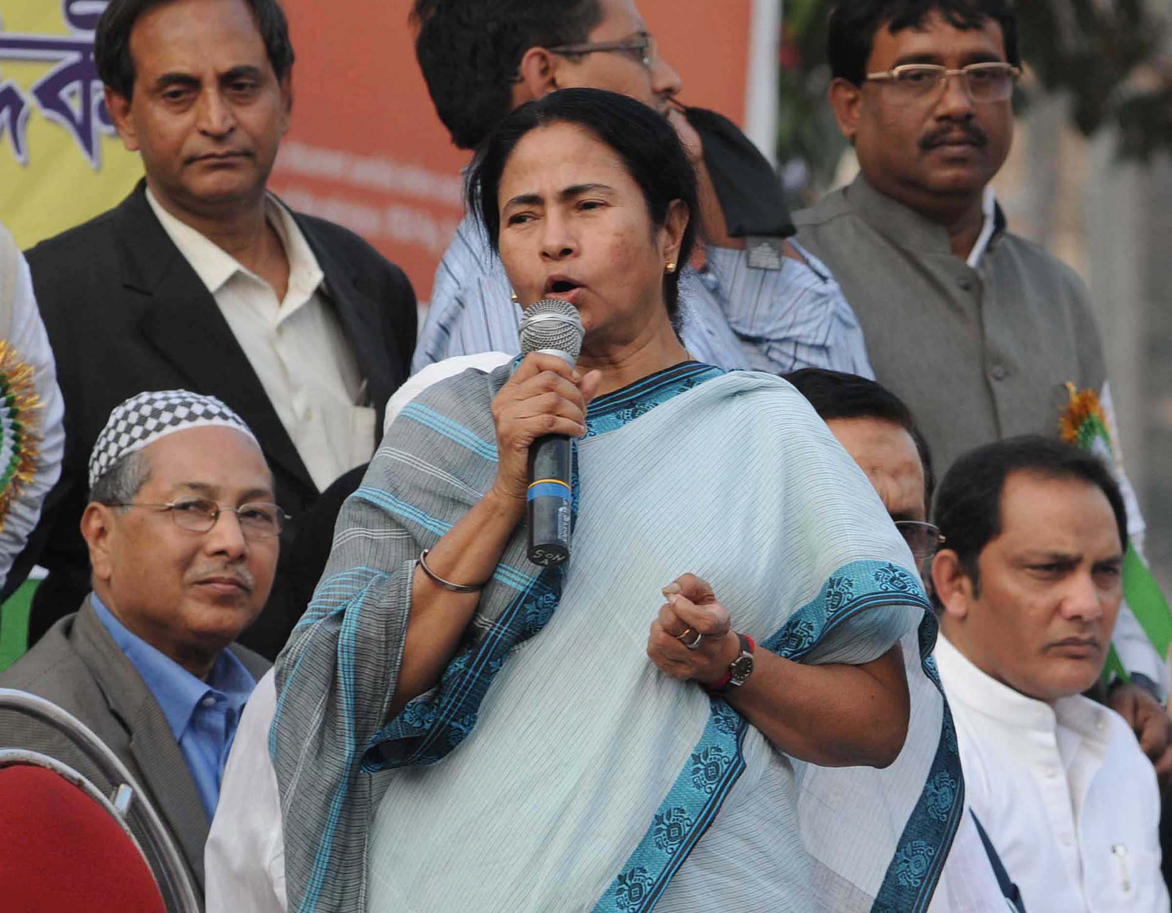 'Divide-and-rule': Mamata slams Assam's Draft Citizens' list