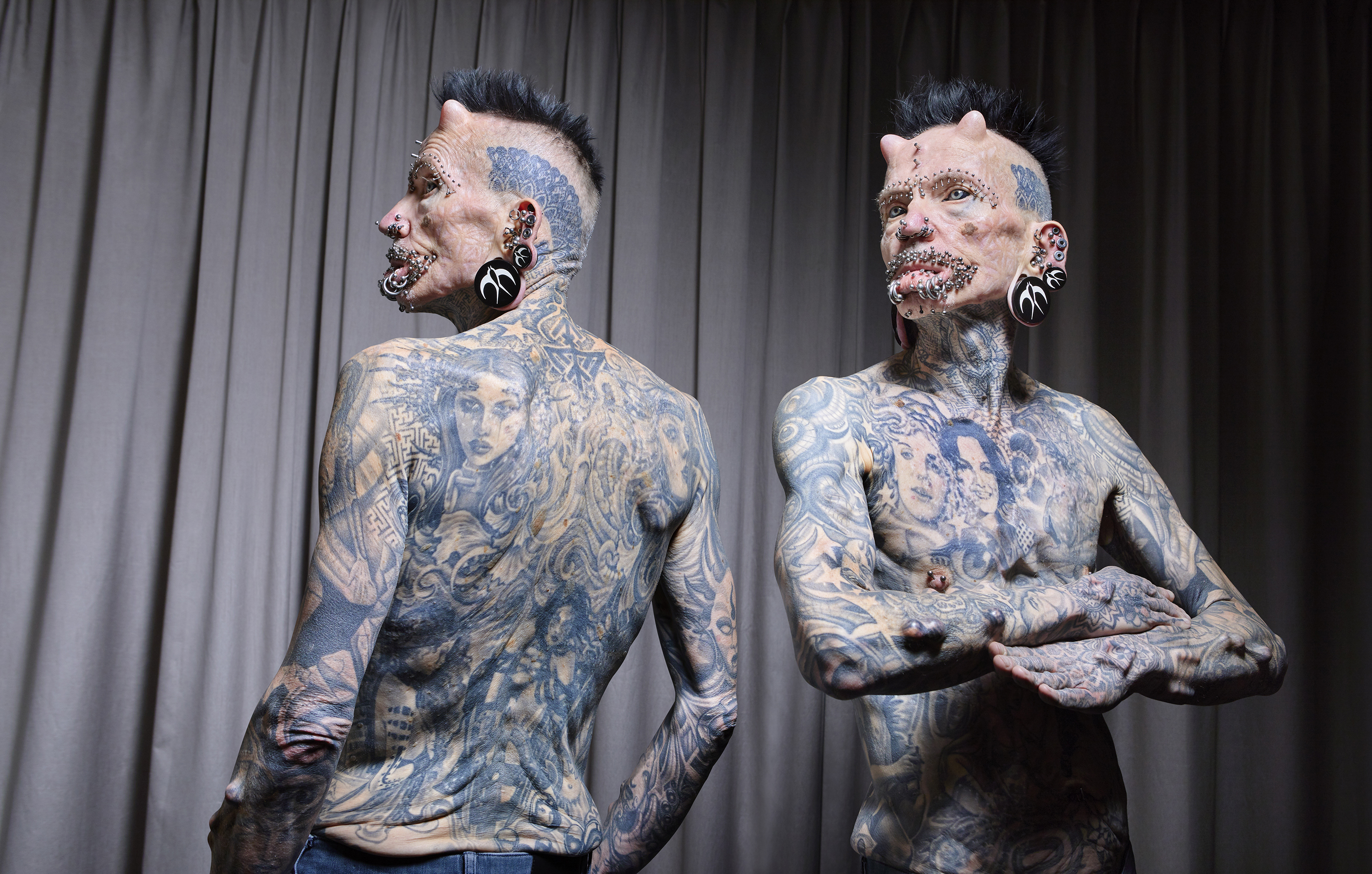 Diapositiva 18 de 30: Rolf Buchholz - Most Body Modifications Guinness World Records 2019 Photo Credit: Paul Michael Hughes/Guinness World Records