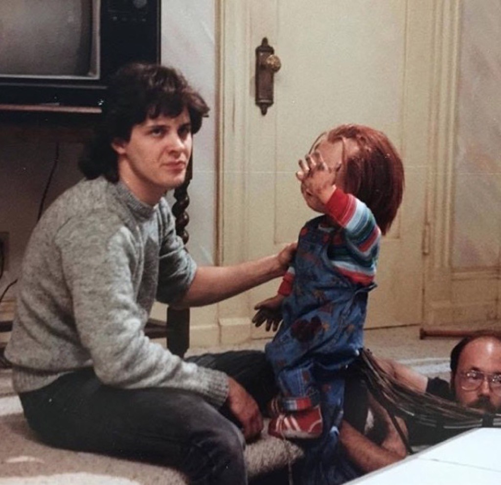 Diapositiva 28 de 101: There were plenty of real-life villains the â??80s to be afraid of, but none of them made you quite so frightened as the redheaded menace known as Chucky. In fact, the dollâ??s evil deeds made you so scared you actually started to suspect your own playthings, as well.