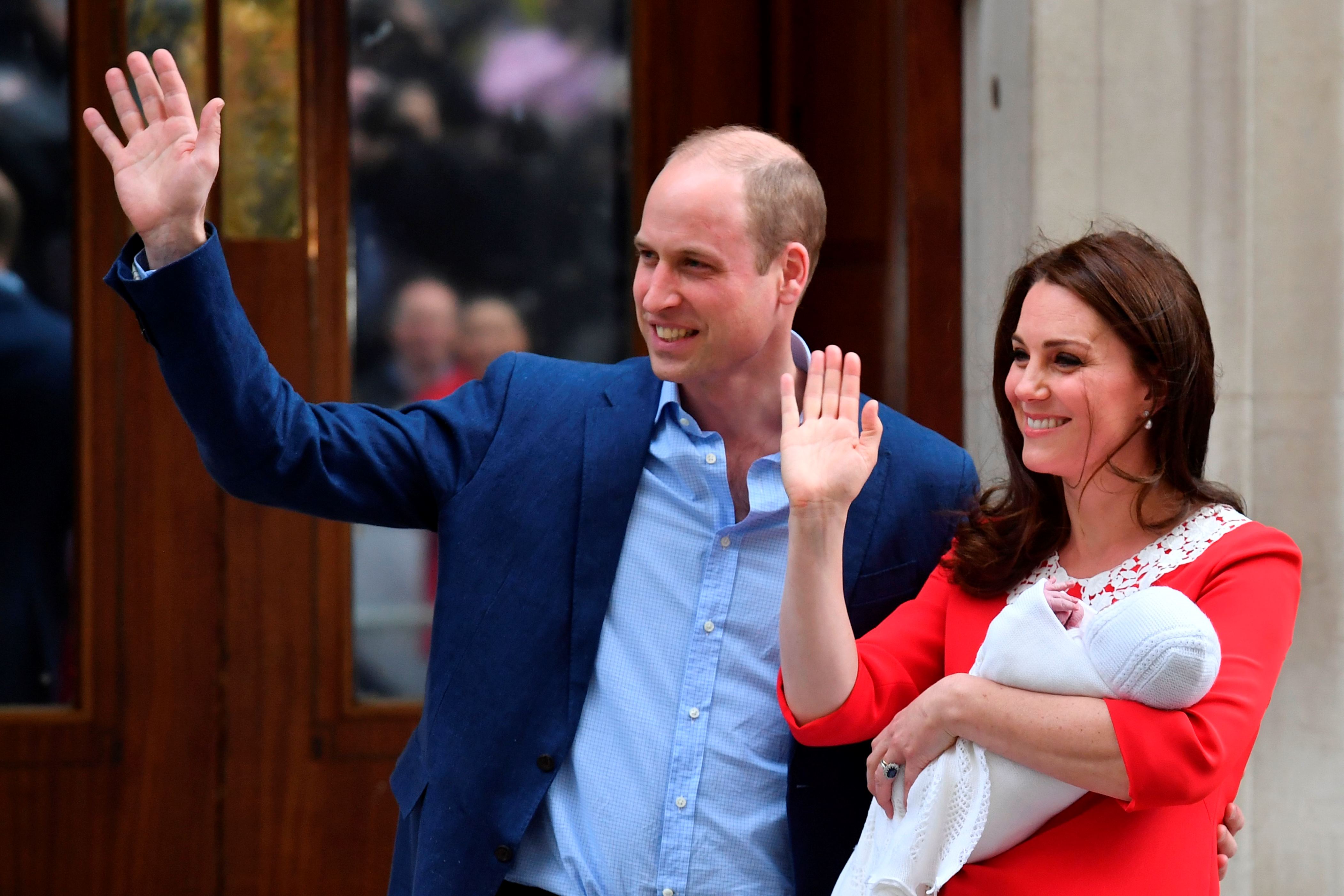 Kate Middleton Age Children And Net Worth Compared To Meghan Markle